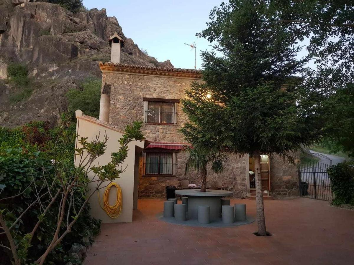 Casa Rural Villa Pilar Albentosa Exterior photo